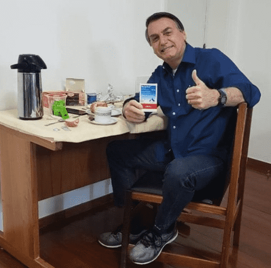 Imagem mostra que bolsonaro testa negativo para covid