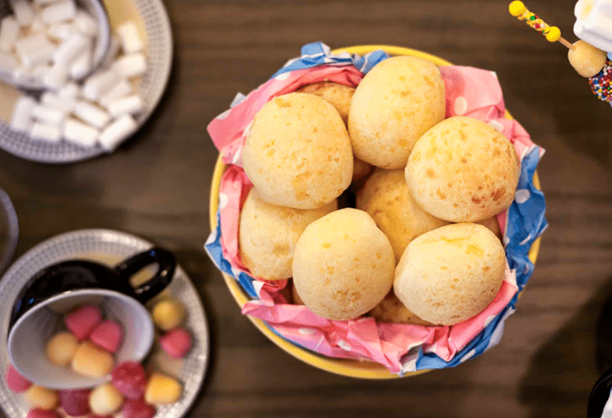 Pao de queijo para aniversário 1