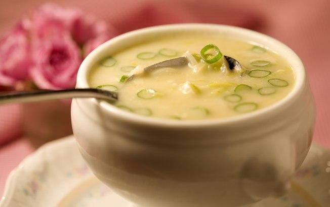 Sopa de alho-poró cremosa