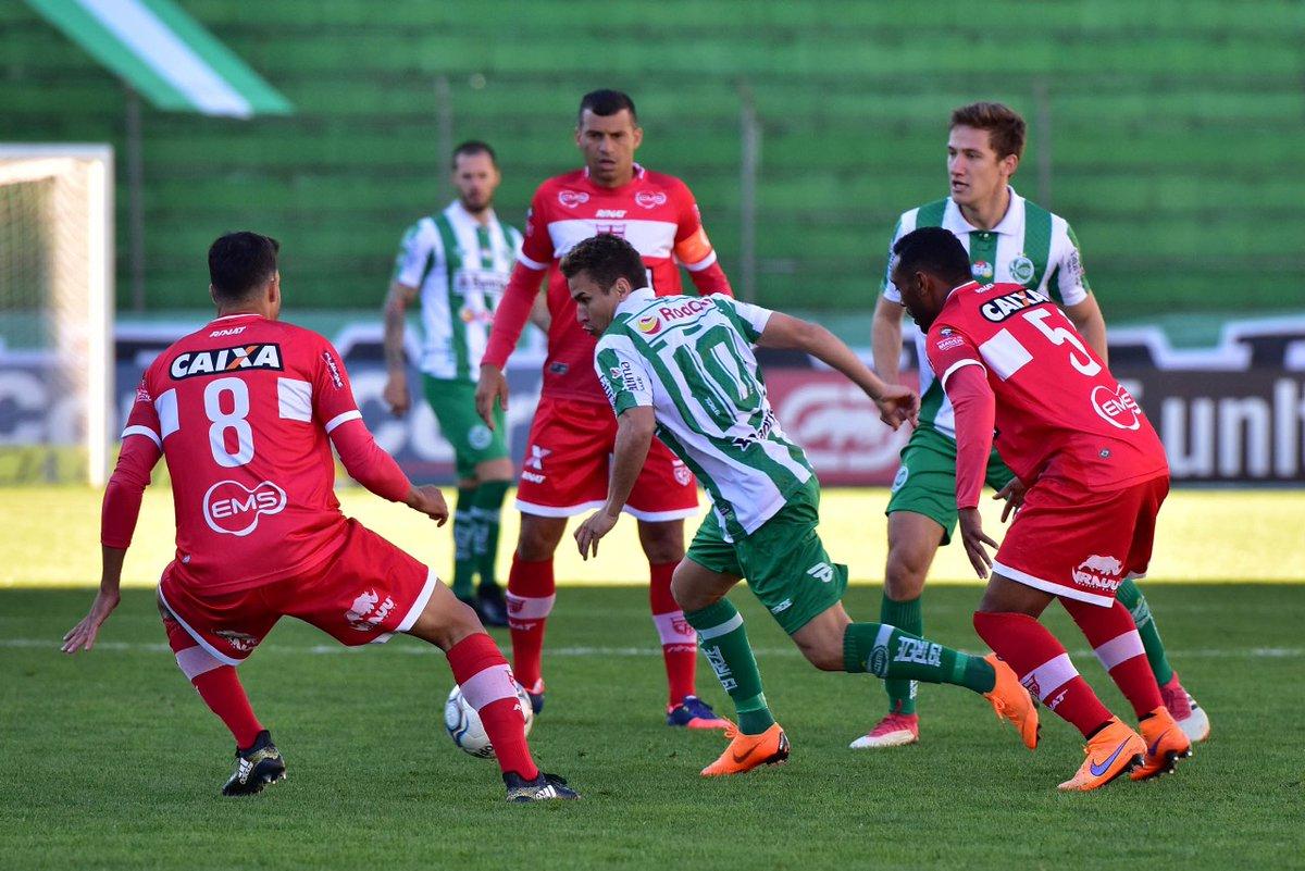 Jogo pela copa do brasil entre crb e juventude