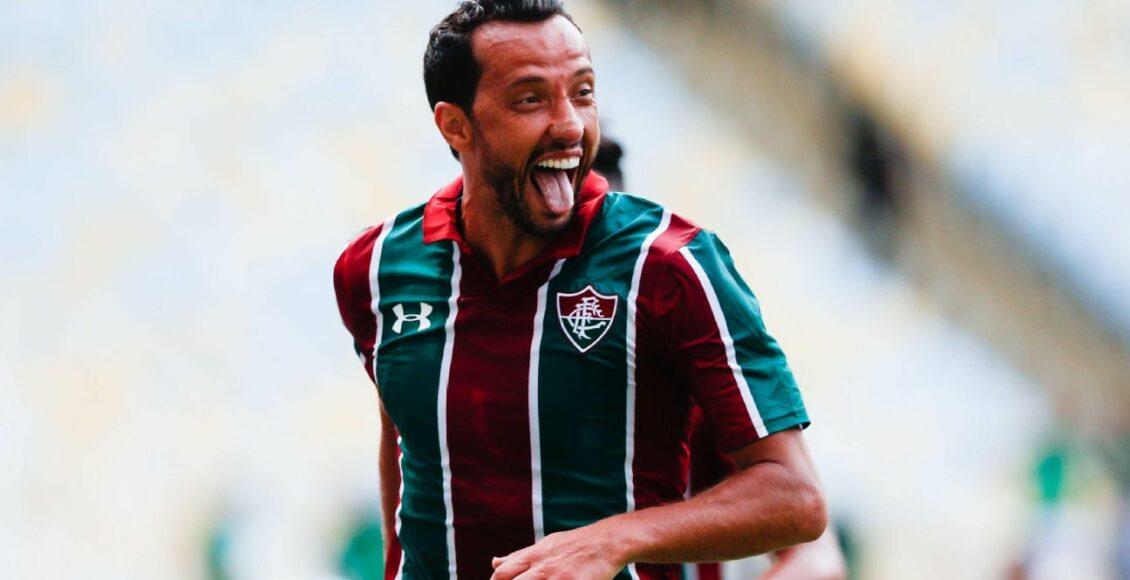 Nenê comemora gol pelo Fluminense