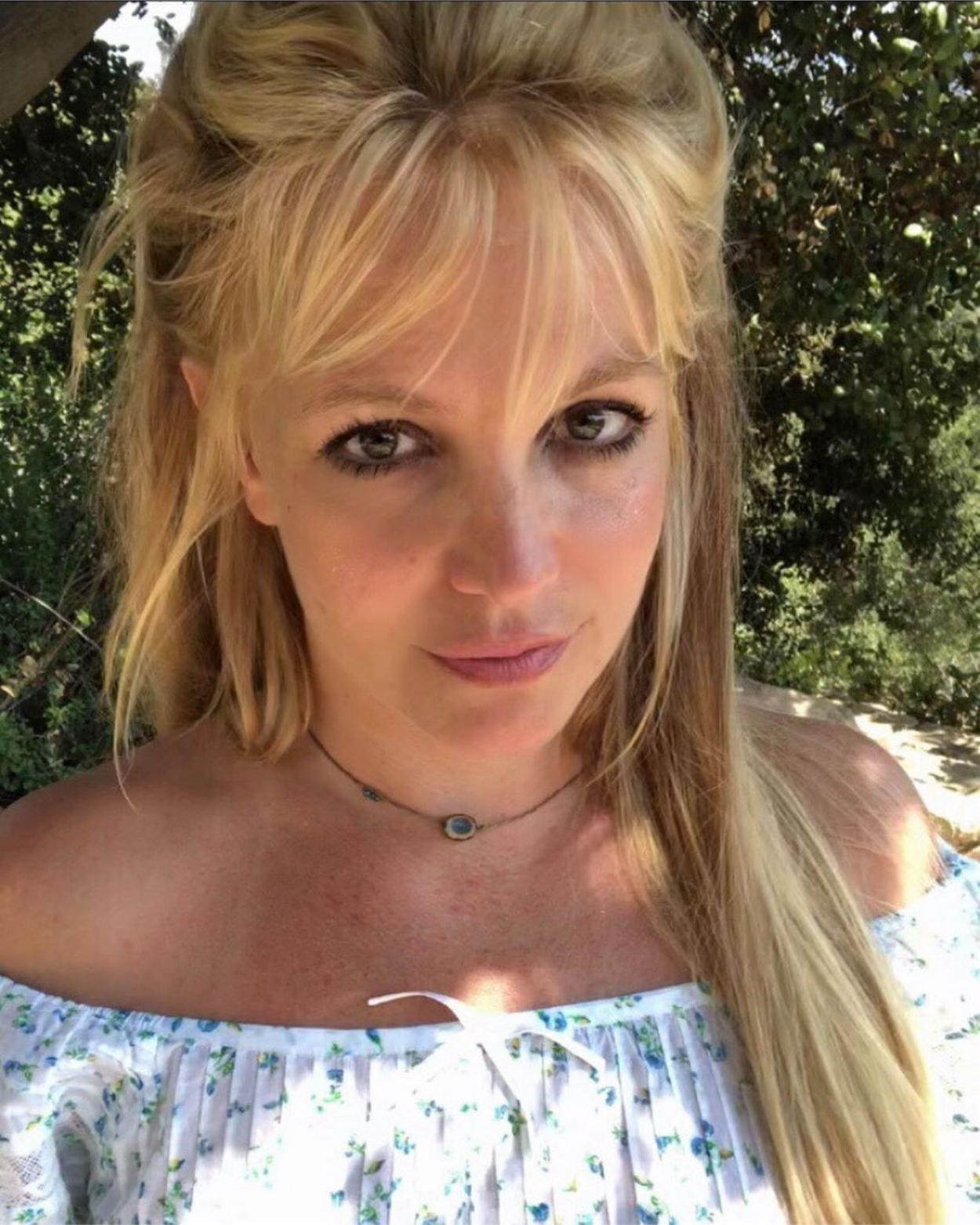 Britney spears pede liberdade da tutela de seu pai