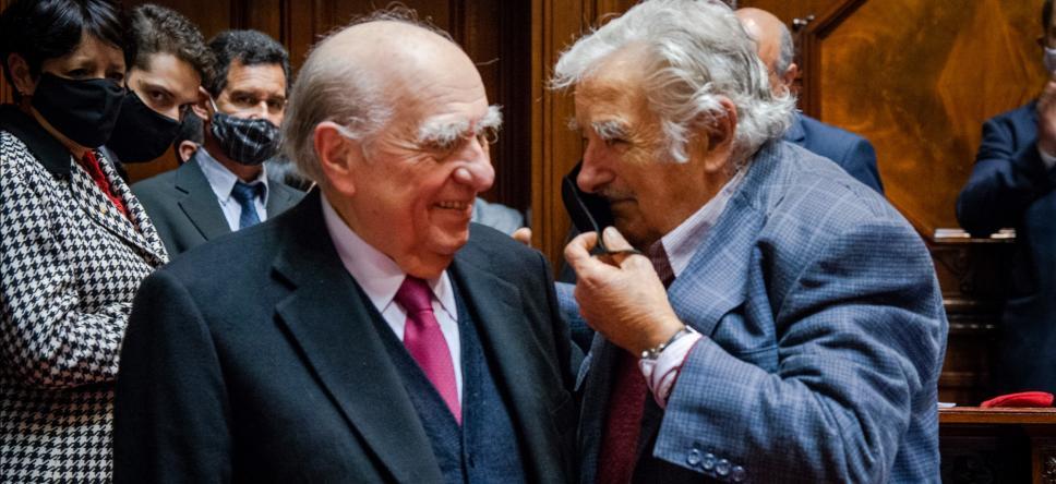 Julio maría sanguinetti e josé mujica renunciaram ao senado do uruguai. Foto: divulgação/parlamento del uruguay