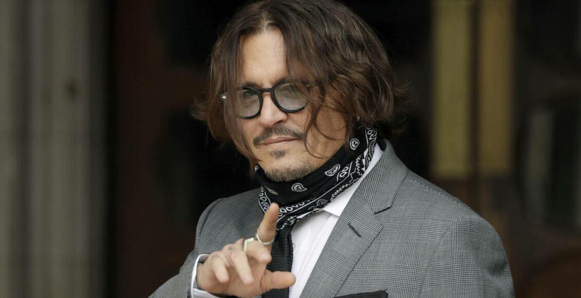 Johnny Depp perde processo