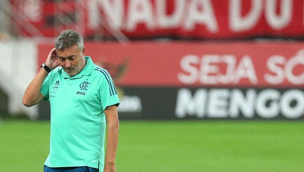 Técnico do Flamengo, Torrent, é demitido do cargo