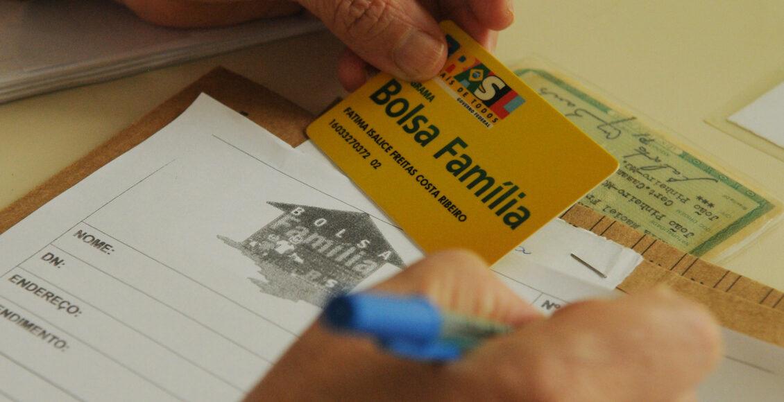 Cartão Bolsa Família.