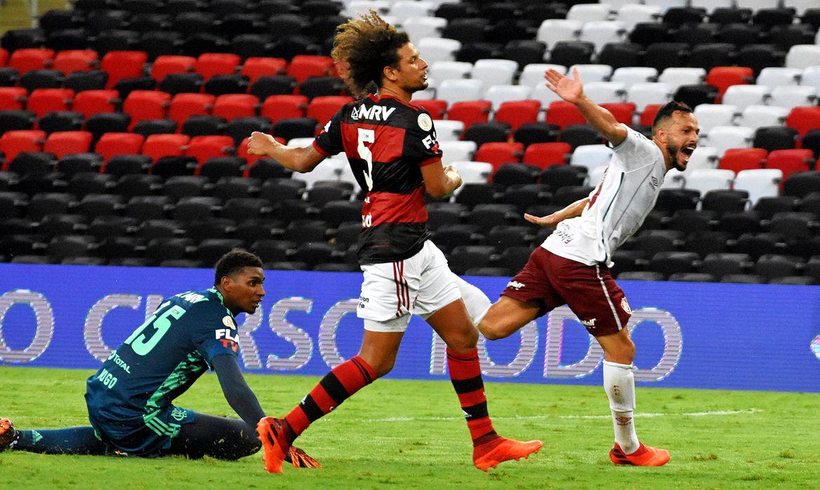 Fluminense venceu flamengo por 2 a 1, no brasileiro, com gol nos acréscimos