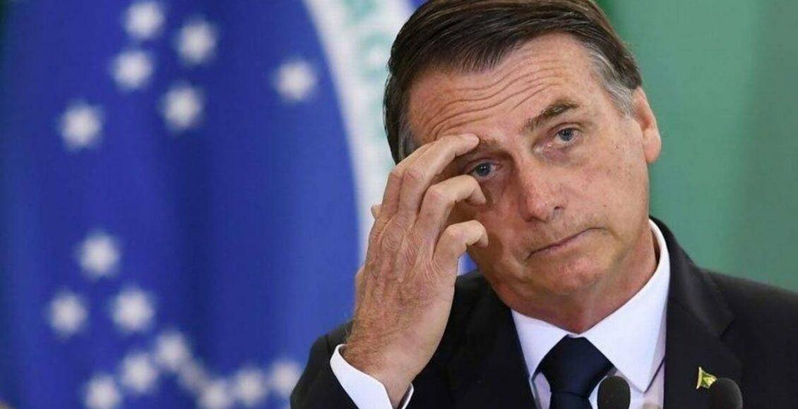 imagem mostra bolsonaro em matéria sobre repercusão da covid-19 em manaus