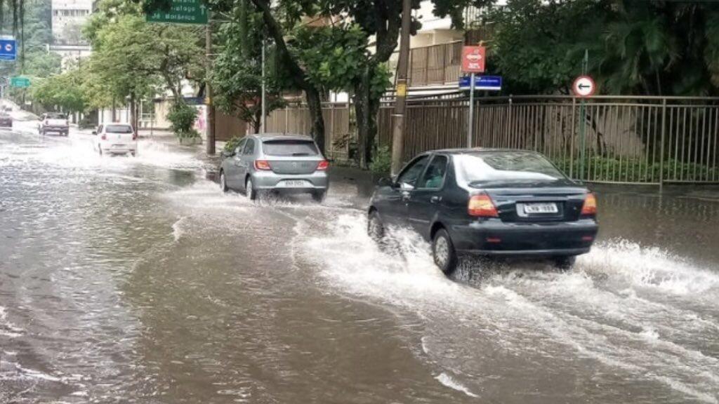 Alagamentos com chuvas Rio de Janeiro