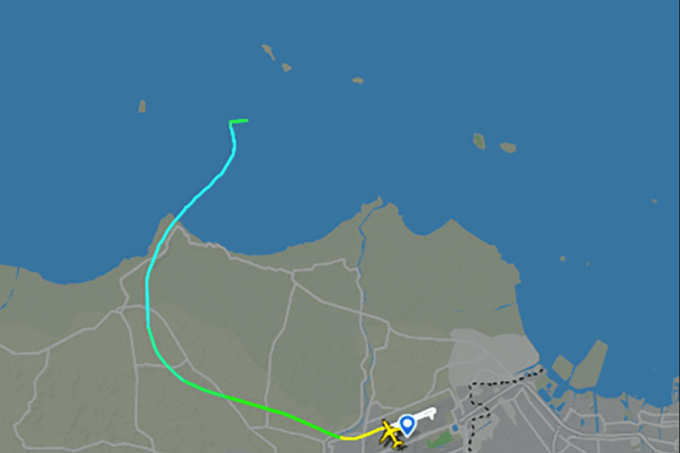 A rota do voo do avião da sriwijaya air após sua decolagem de jacarta, na indonésia