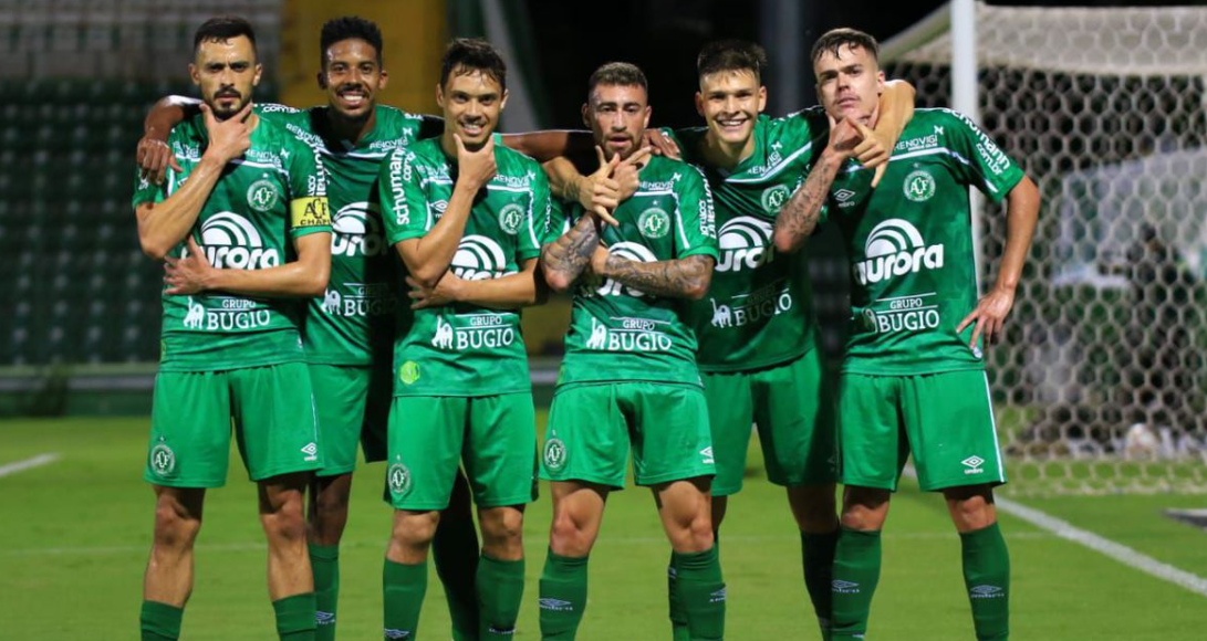 Chapecoense e América MG são primeiras equipes a garantirem acesso à Série A