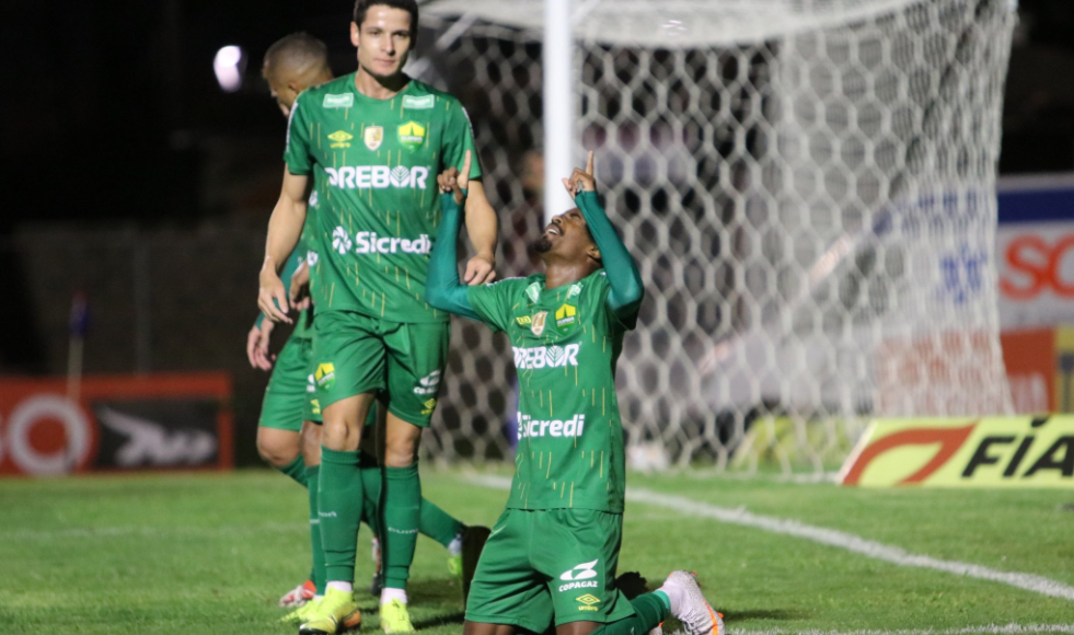 Empate contra o Sampaio Corrêa, na próxima rodada, garante Cuiabá na Série A