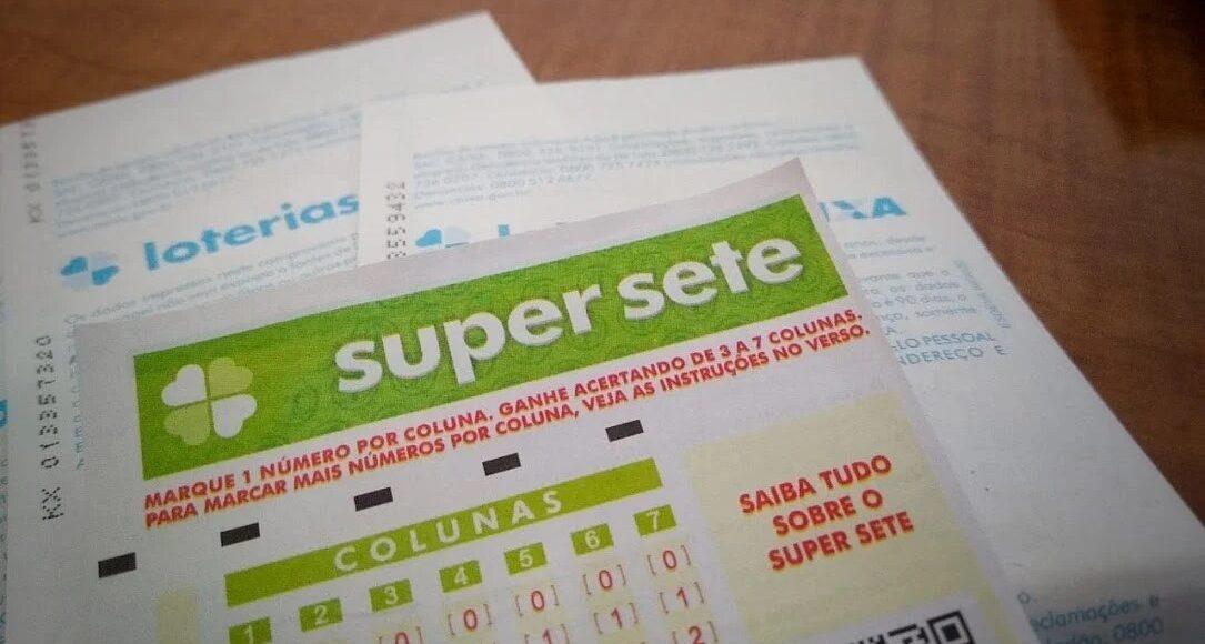 resultado do super sete - A imagem mostra volantes do Super Sete