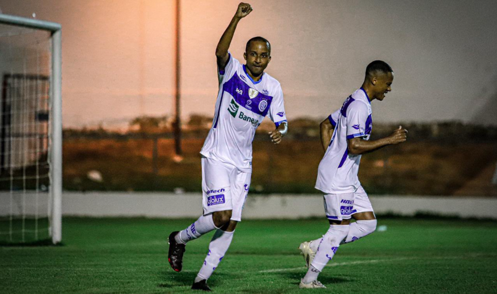 Saiba como assistir ao vivo jogo entre Confiança e Vitória pela Copa do Nordeste