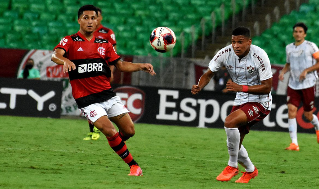 Ambos os jogos ocorrem no estádio do maracanã, no rio de janeiro