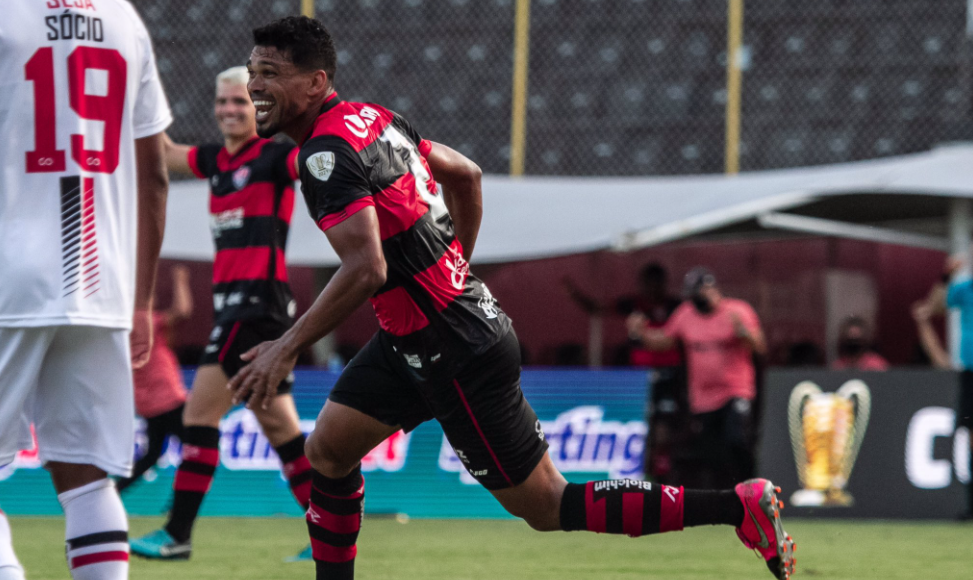 Saiba onde assistir a partida entre Vitória e CRB pela Copa do Nordeste 2021