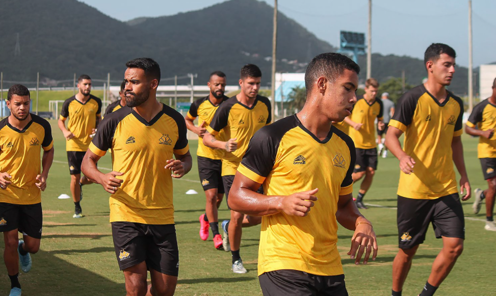 Saiba como assistir ao vivo jogo entre Criciúma e Ponte Preta hoje