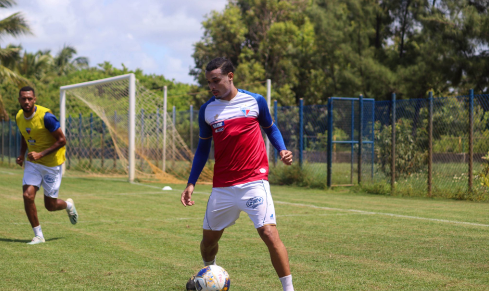 Veja como assistir jogo do Fortaleza e CSA, hoje, na Copa do Nordeste