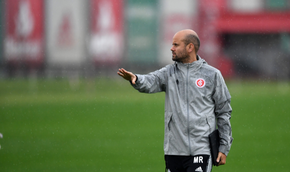 Saiba onde assistir jogo do Inter e Olimpia, hoje, na Libertadores