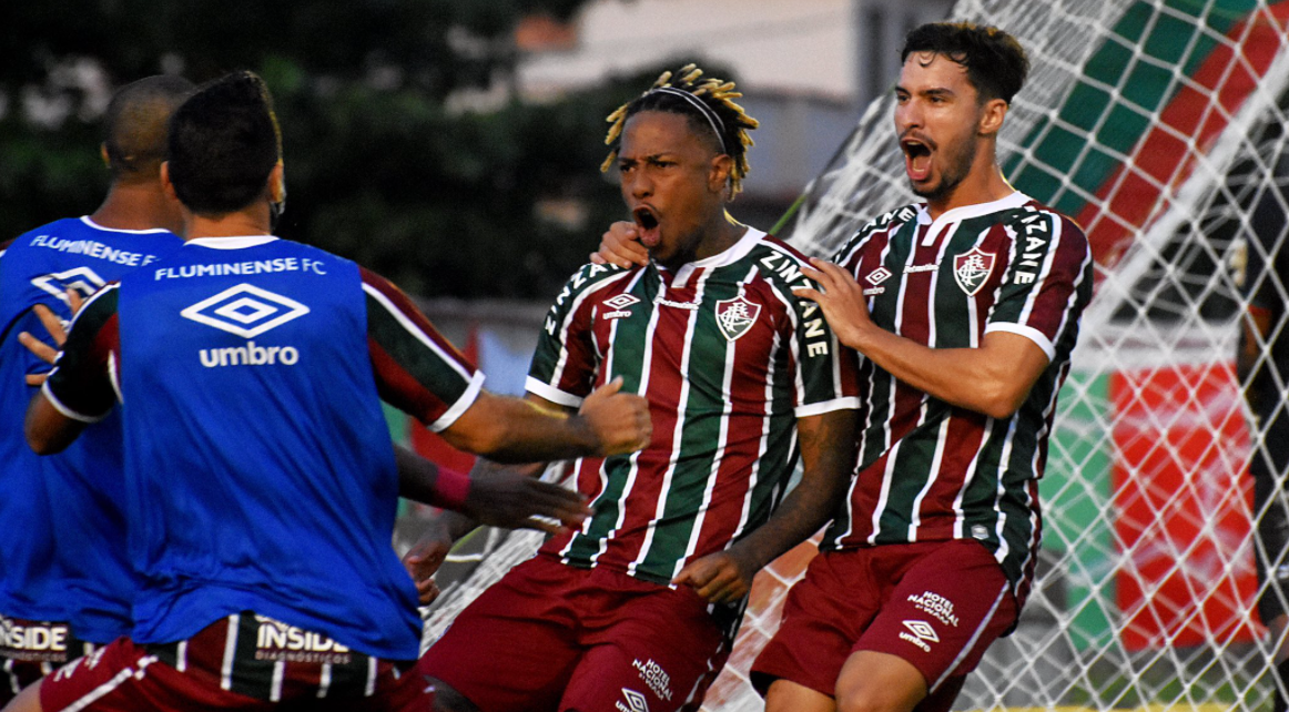 Fluminense lidera seu grupo, empatado com o river plate. Com quatro pontos cada