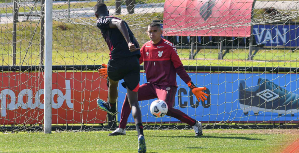 Veja como assistir ao vivo jogo do Azuriz e Athletico-PR