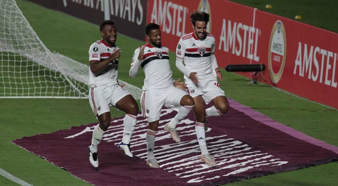 São paulo está classificado, mas busca triunfo para sonhar com a liderança da chave