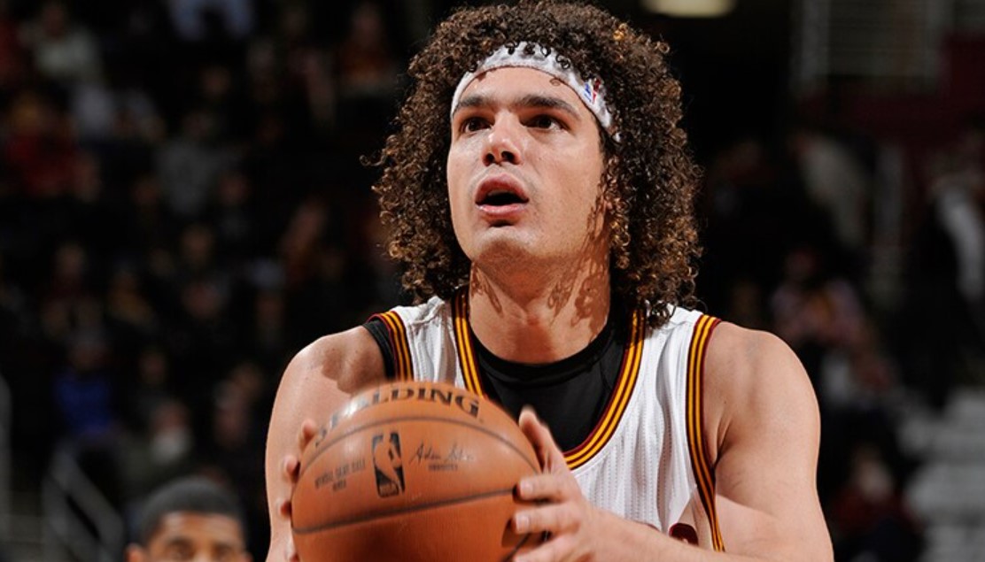 RJ - BASQUETE/NBA/COLETIVA - ESPORTES - O jogador brasileiro Anderson  Varejão, ala/pivô do Cleveland Cavaliers, durante coletiva de imprensa  organizada pela NBA antes do jogo entre Miami Heat e Cleveland Cavaliers,  válido