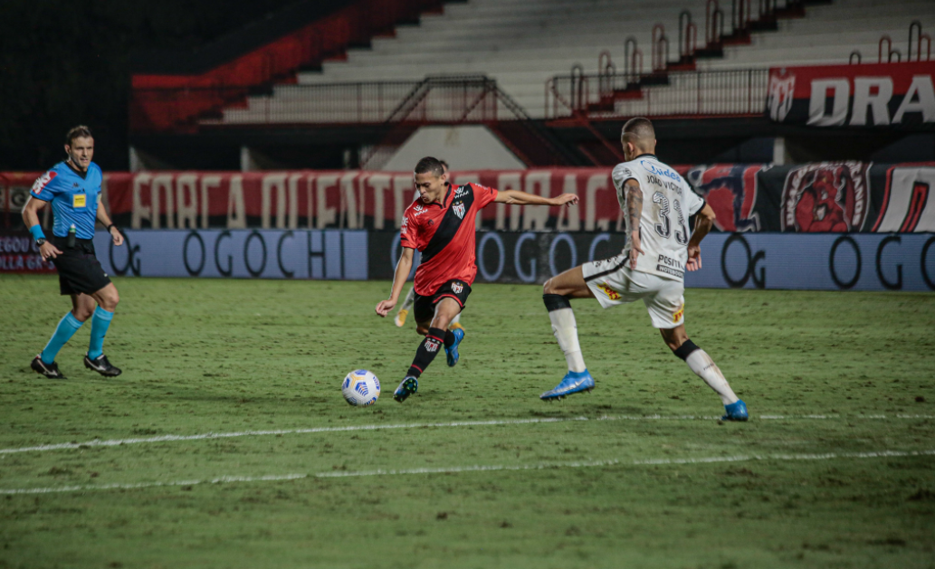 Equipe corintiana caiu para o atlético go na copa do brasil, depois de perder na ida por 2 a 0 e empatar a volta em 0 a 0