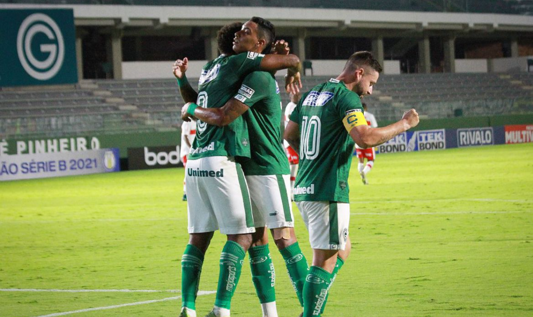 Com vitória diante do avaí, goiás assumiu a vice-liderança do campeonato