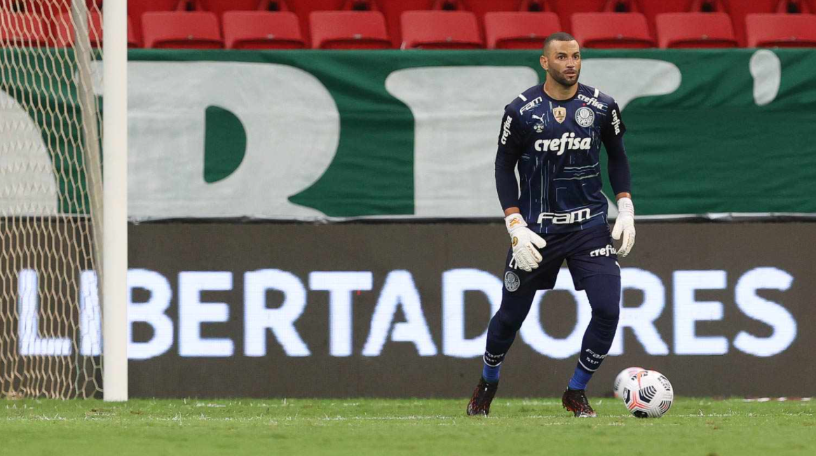 Goleiro no ouro olímpico de 2016, weverton está na pré-lista da seleção, mas palmeiras não deve liberar