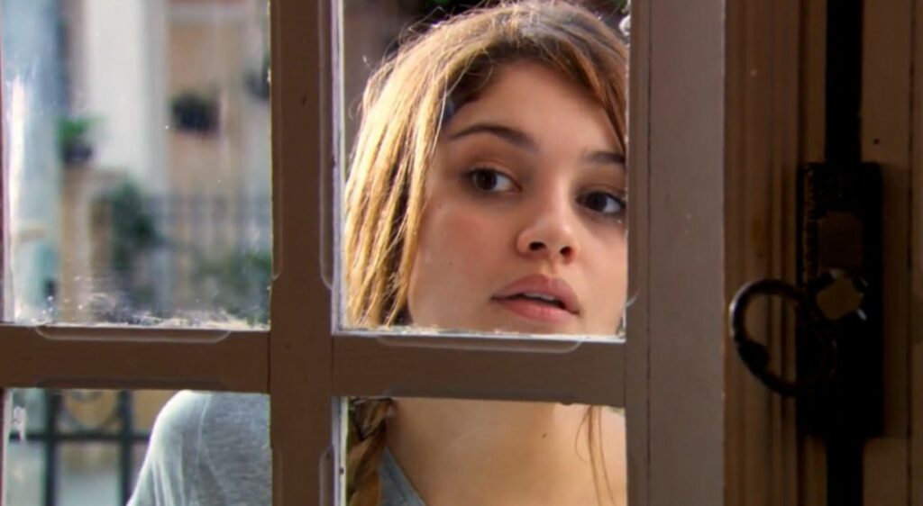 Stefany no final da novela tititi