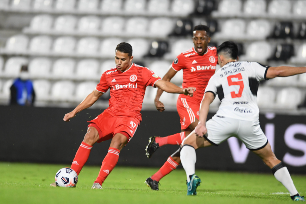 Inter empatou em 0 a 0 com o olimpia no jogo de ida