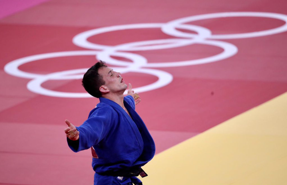 Daniel cargnin venceu a disputa do terceiro lugar e então ficou com o bronze no judô