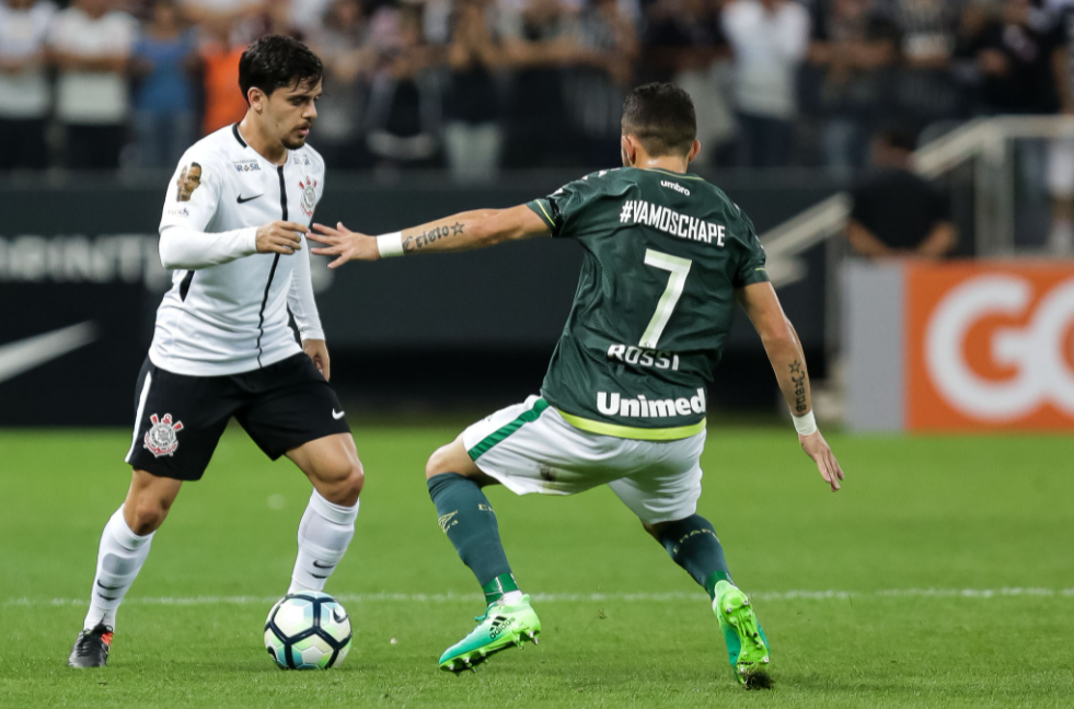 Qual horário do jogo do Corinthians hoje, domingo, 8; onde