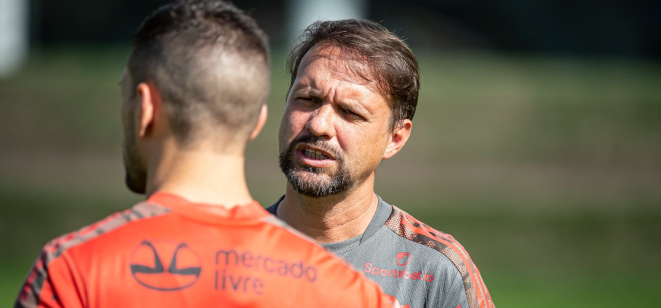 Jogos de hoje  Confira o futebol deste domingo, 11 de julho