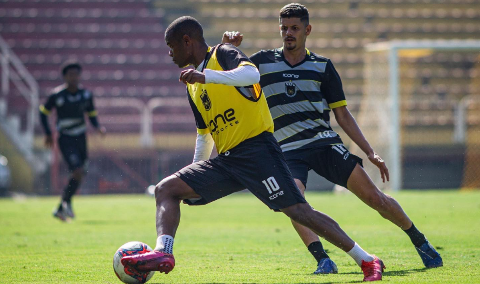 Confira onde assistir ao vivo jogo do Volta Redonda x Floresta, hoje