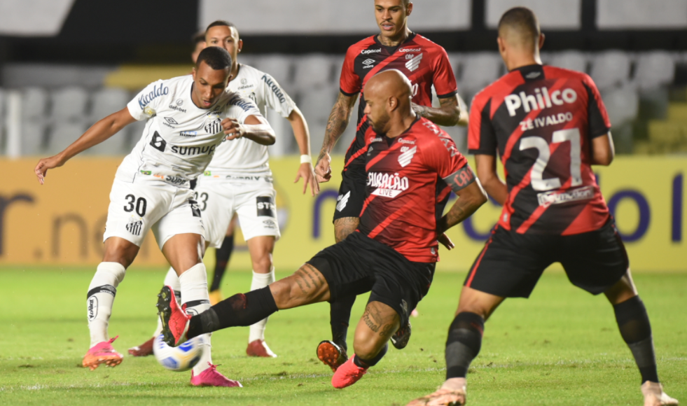 Jogo do Athletico PR x Santos terá transmissão apenas da tv fechada