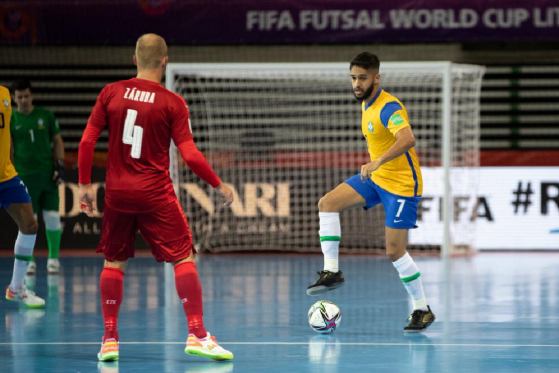 Copa do Mundo de Futsal: Brasil encara Japão pelas oitavas de final