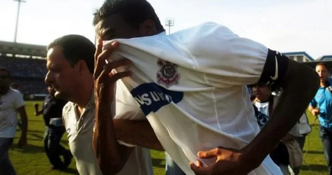 quantas vezes o Corinthians foi rebaixado