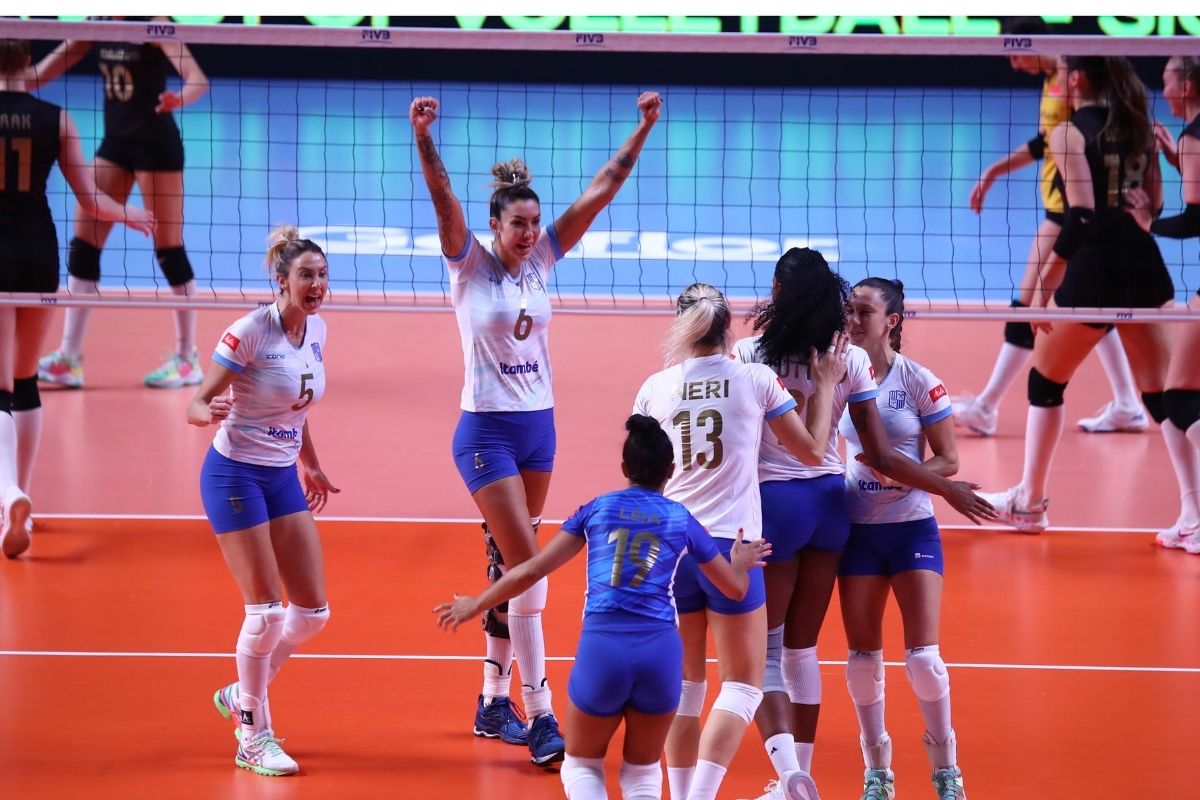 Seleção feminina de vôlei vence fácil Porto Rico na estreia no Pan