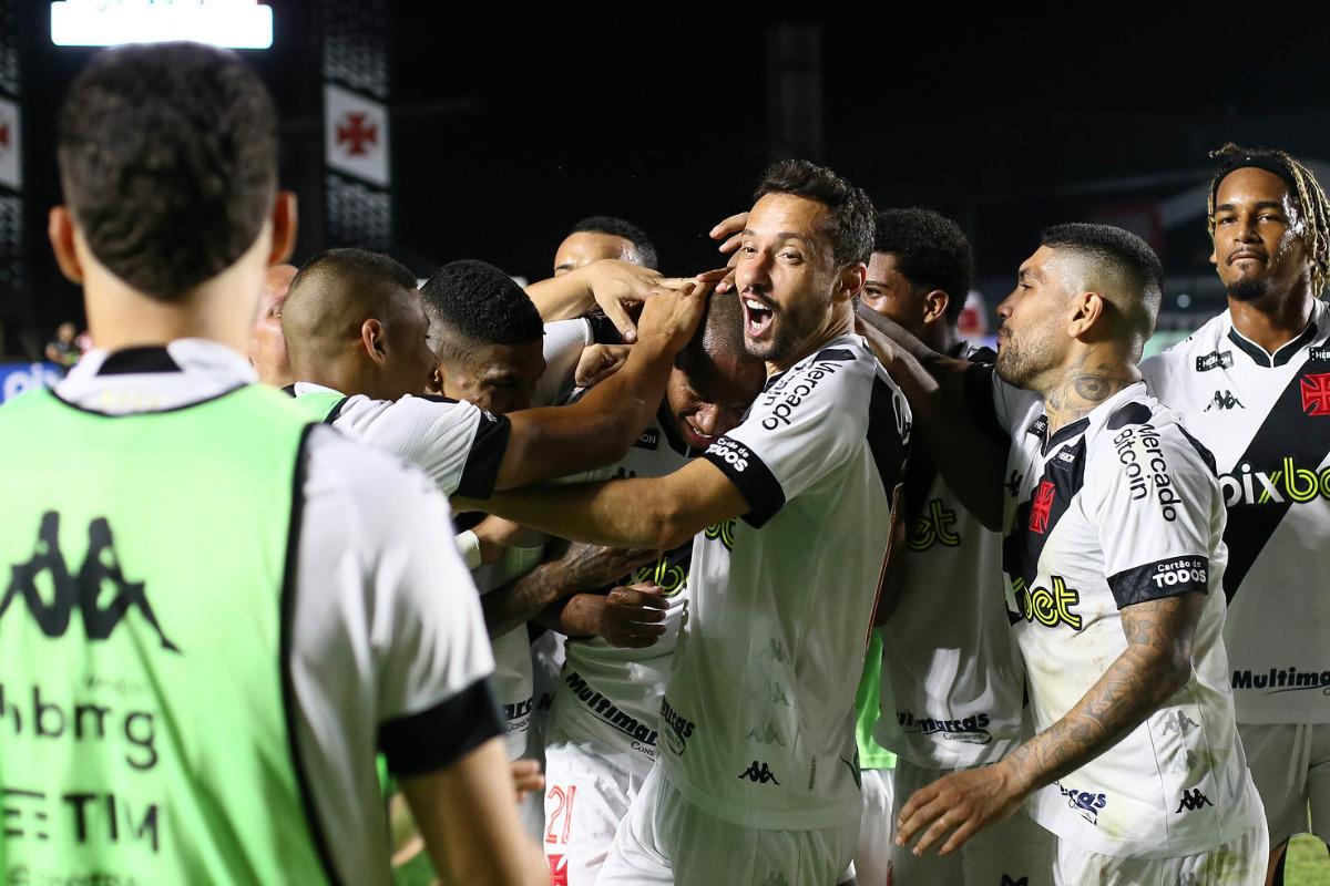 Onde vai passar o jogo do VASCO x SÃO PAULO hoje (07/10)? Passa na GLOBO ou  SPORTV? Veja onde assistir VASCO x SÃO PAULO ao vivo com imagens - Portal  da Torcida