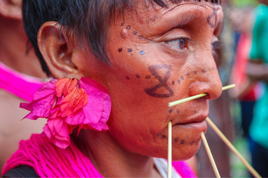 Imagem mostra indígenas Yanomami