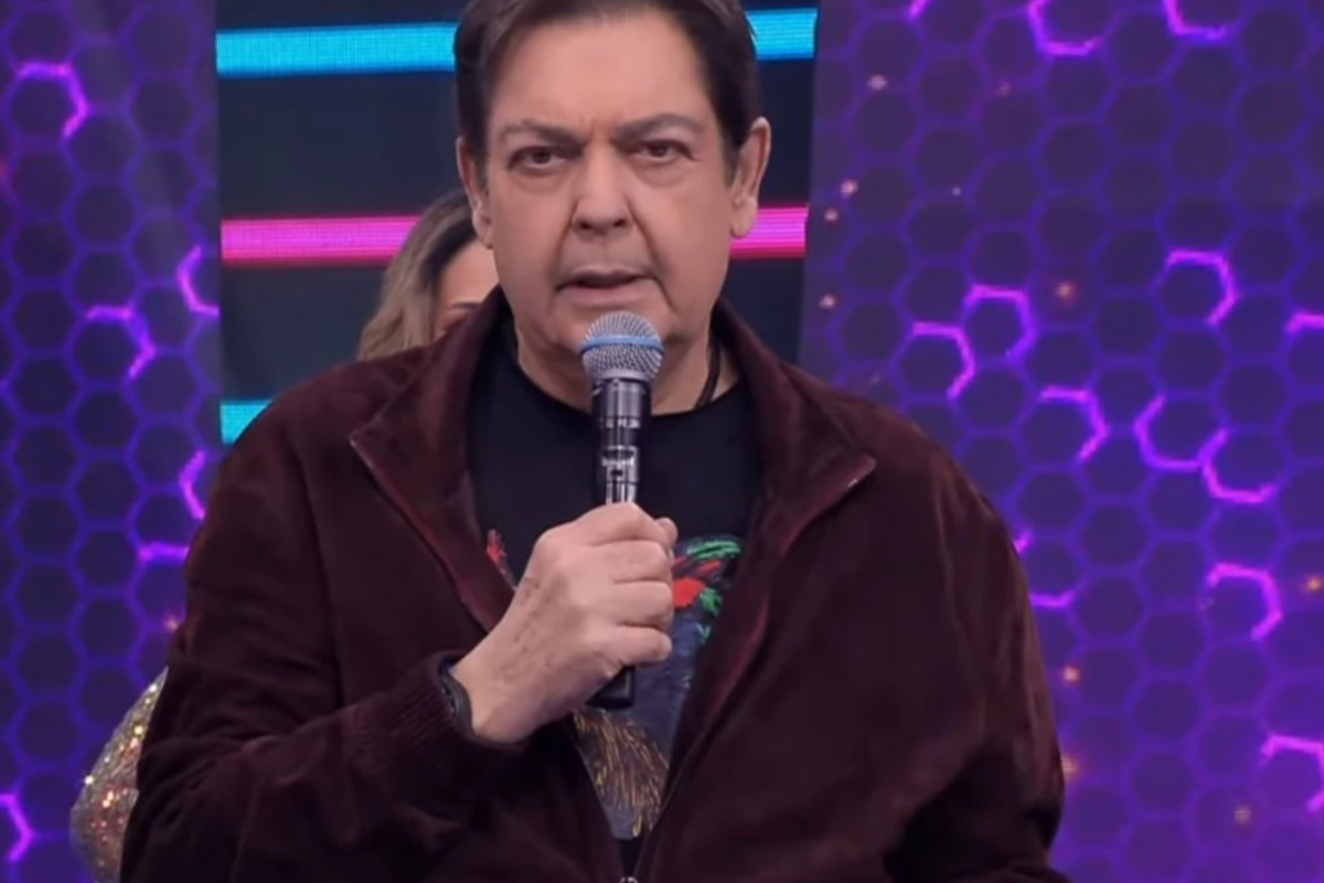 Faustão não vai mais apresentar o programa