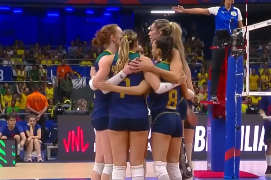 Qual é a situação do Brasil na Liga das Nações de vôlei feminino 2023