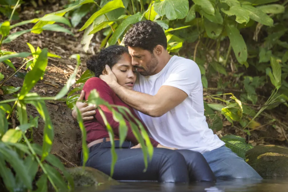 Caio e aline ficam juntos