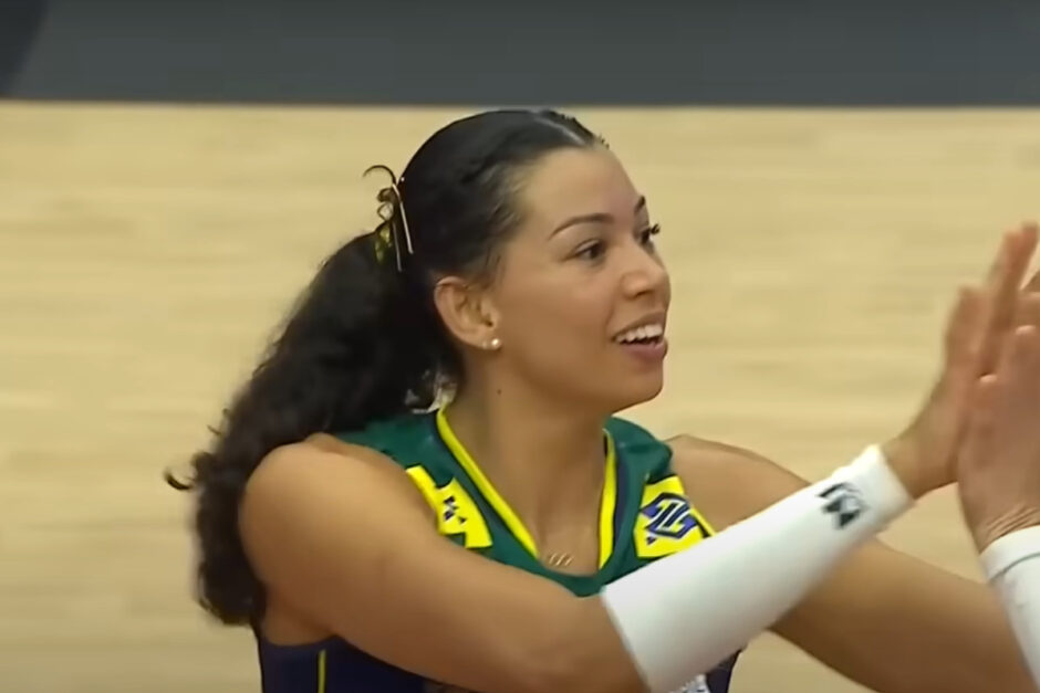 Tem jogo de vôlei feminino hoje