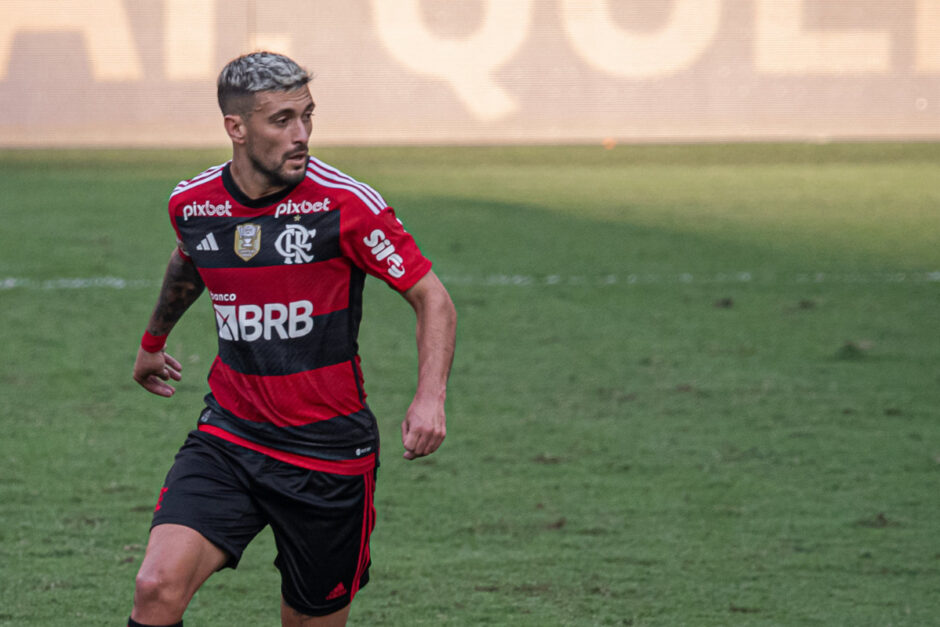 Jogo do Flamengo hoje vai passar no SBT