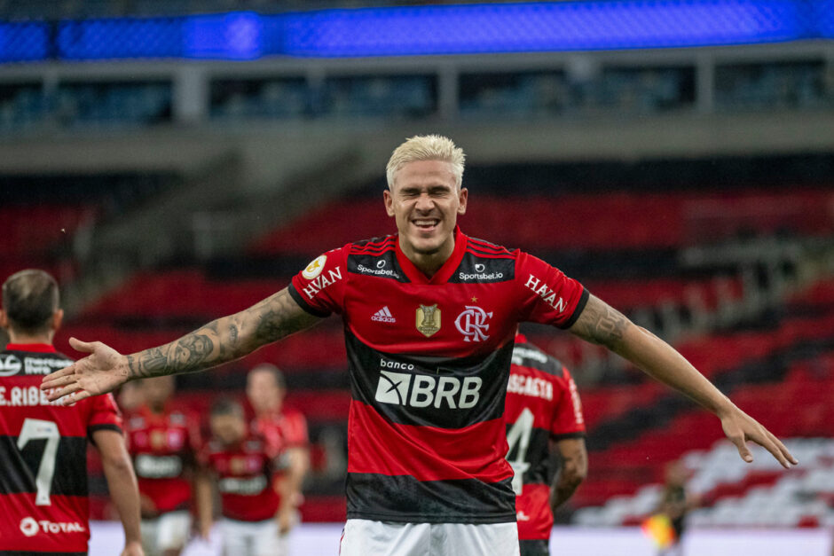 Qual é o salário do Pedro no Flamengo em 2023