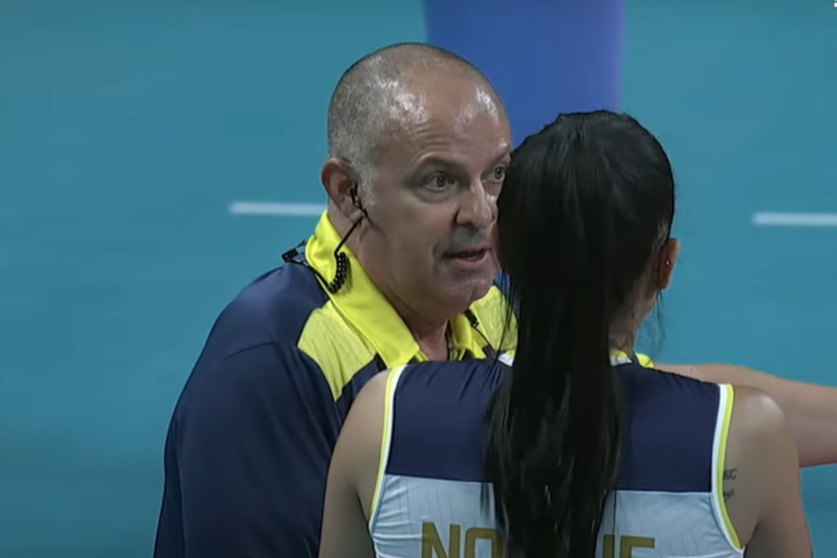 Técnico paulo coco do brasil vôlei feminino no pan-americano 2023