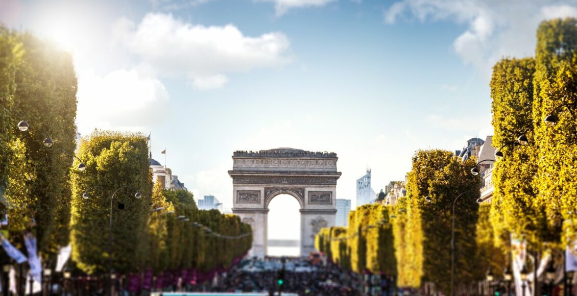 Champs-Élysées na abertura das Paralimpíadas 2024